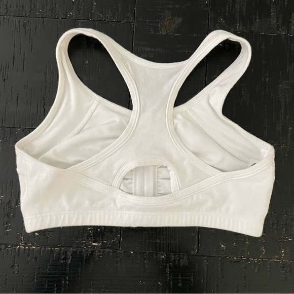 Compression Bras - Picture 4 of 12